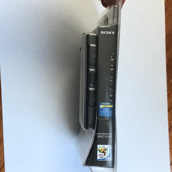 Sony Walkman vintage S Series 8GB MP3 player NWZ S544BCC2 Black - Picture 4 of 5